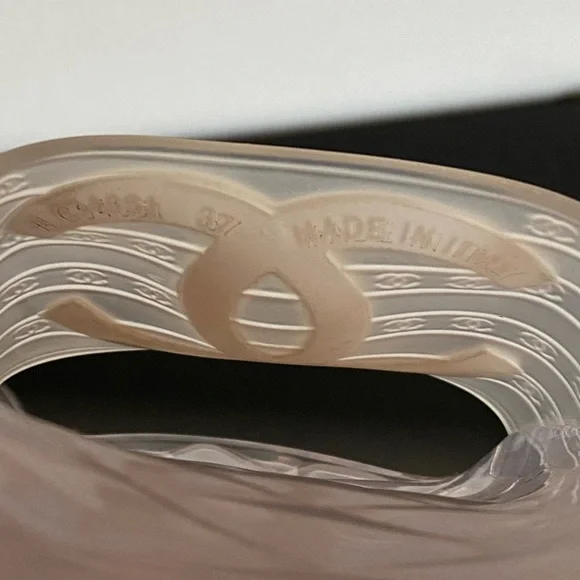 EUC Chanel CC Clear PVC Plastic Pool Sides size 37 w/dustbag fits 6/6.5 - Picture 11 of 12